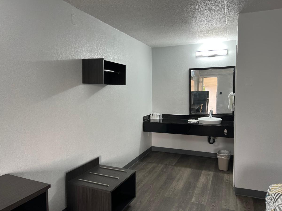 Motel 6-Middleburg Heights, Oh - Cleveland 외부 사진