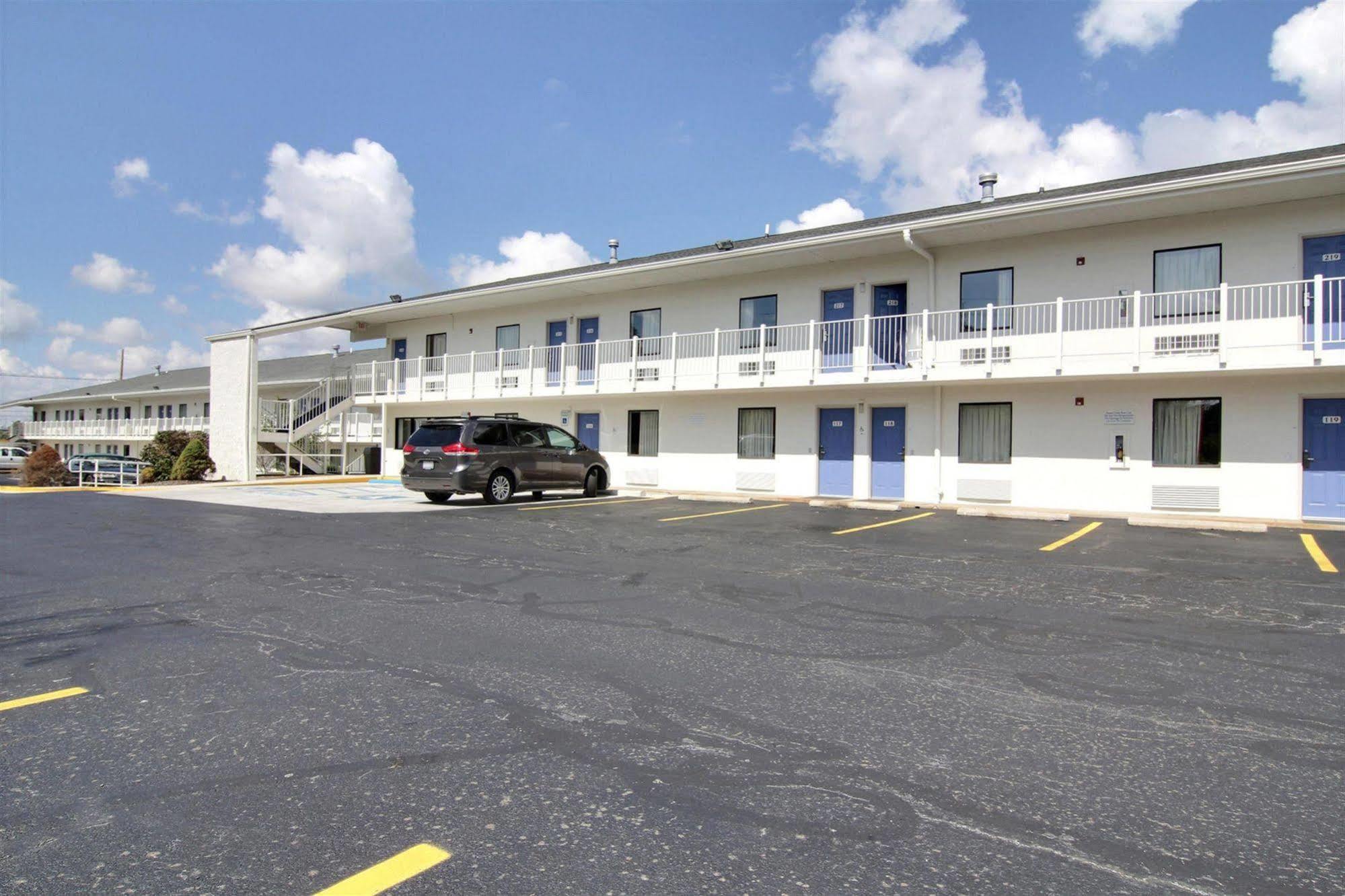 Motel 6-Middleburg Heights, Oh - Cleveland 외부 사진
