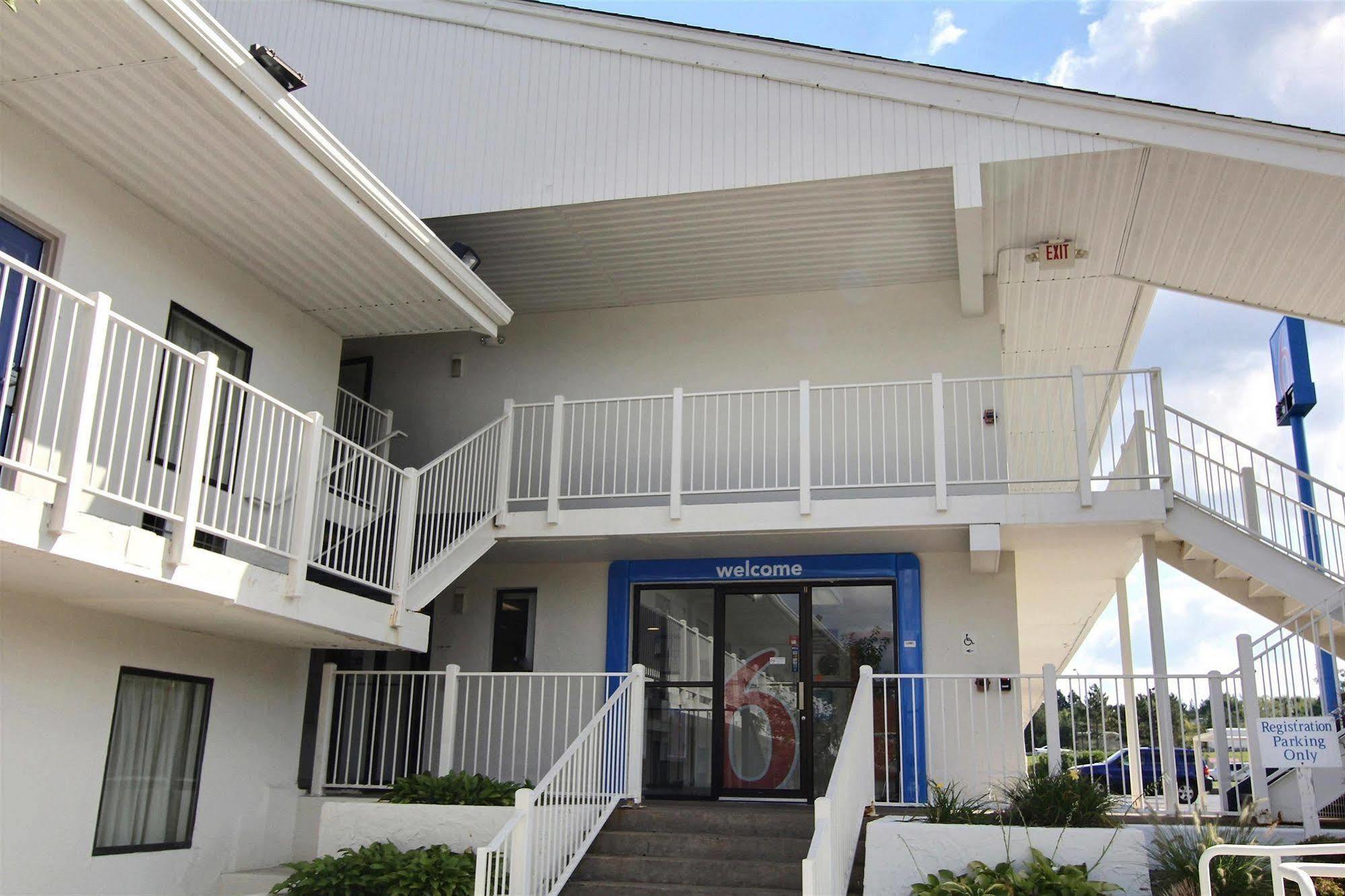 Motel 6-Middleburg Heights, Oh - Cleveland 외부 사진